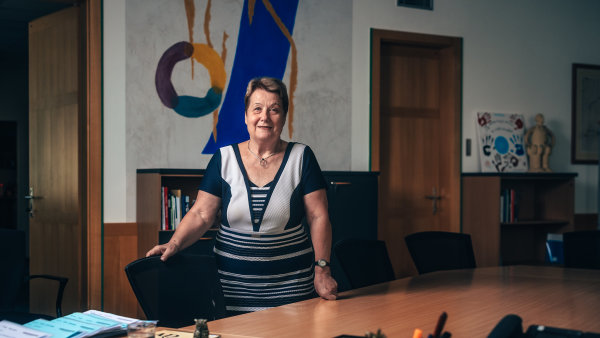 ombudsmanka Eva Kostolansk�