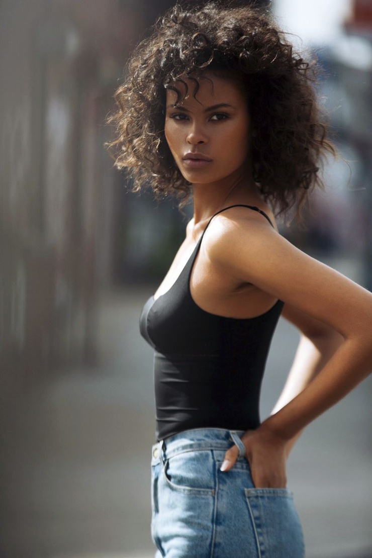 Zaina Gohou Zaina Gohou