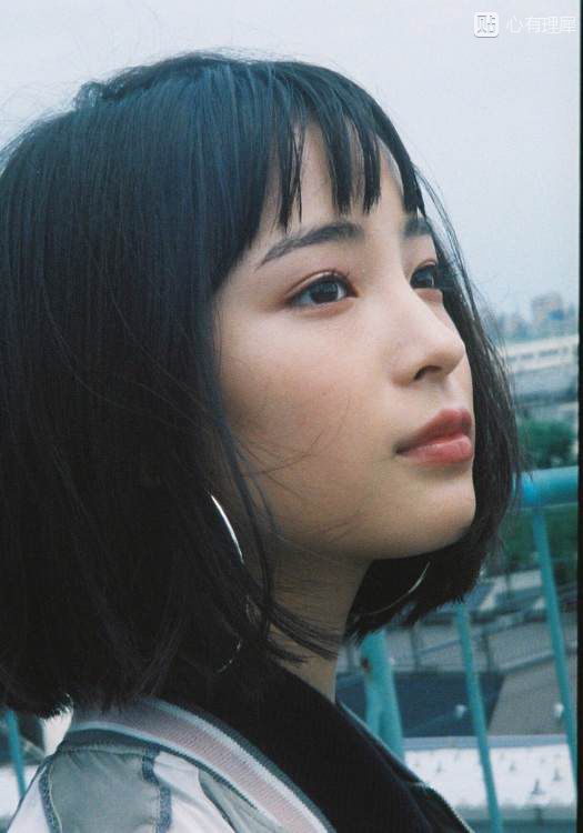 Suzu Hirose Suzu Hirose