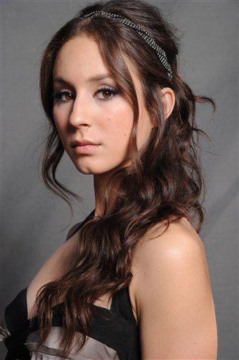 Troian Bellisario Troian Bellisario