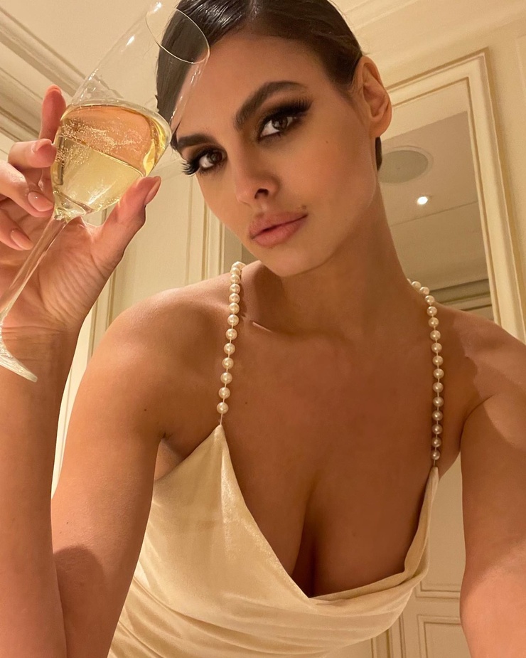 Bojana Krsmanovic Bojana Krsmanovic