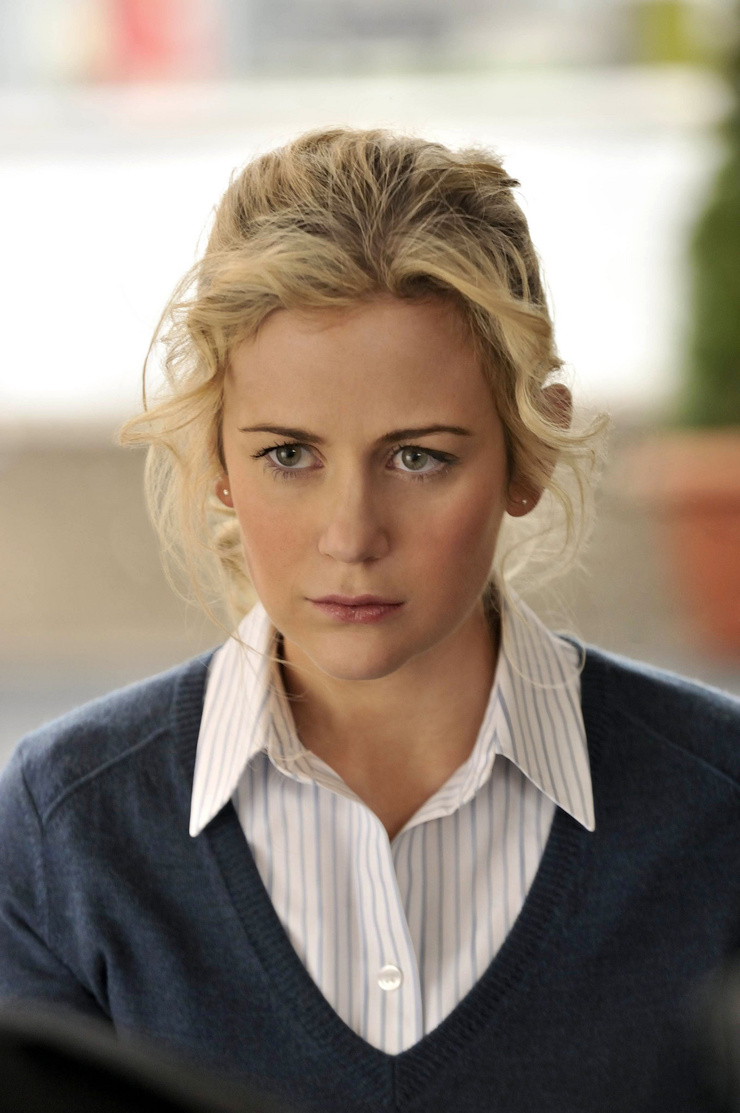 Rachael Carpani Rachael Carpani