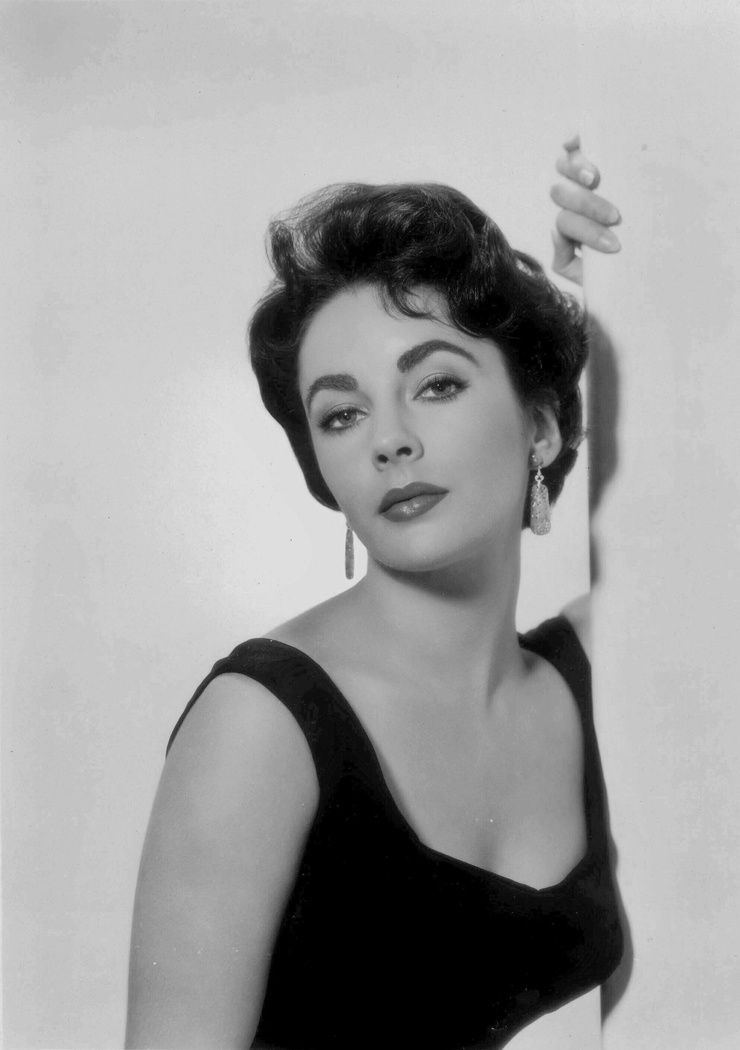 Elizabeth Taylor Elizabeth Taylor