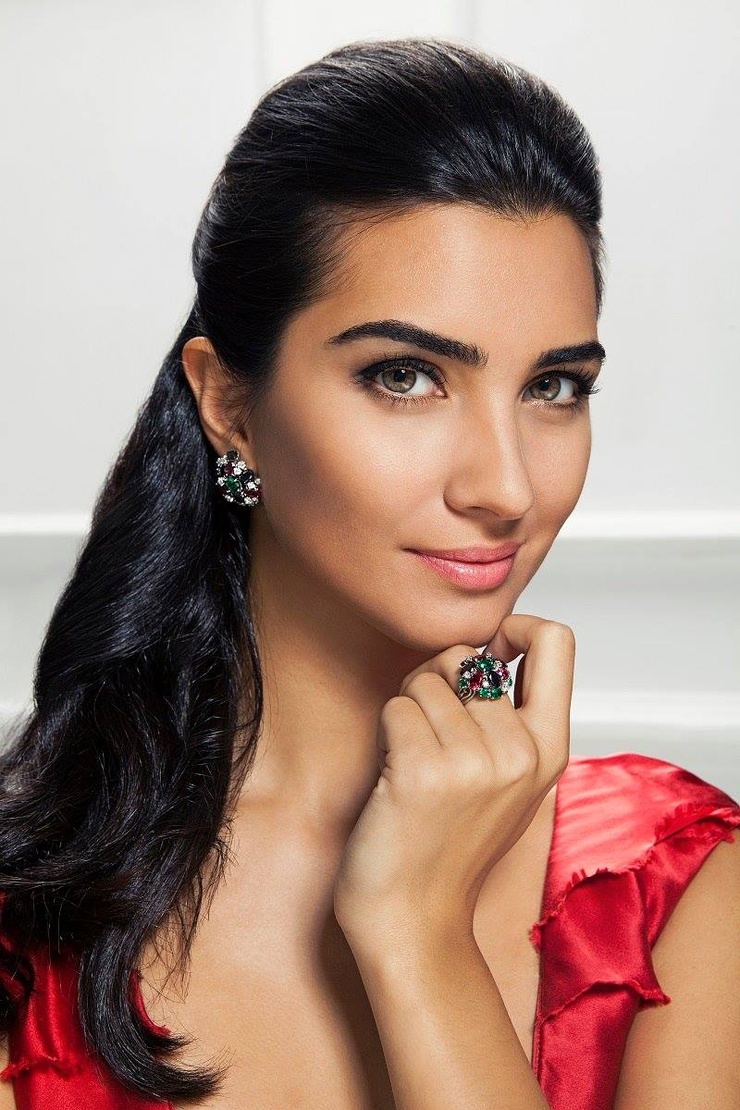 Tuba Büyüküstün Tuba Büyüküstün