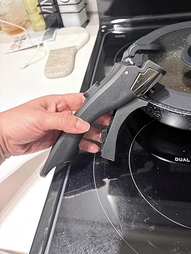Elegant, space-saving and very practical for everyday use