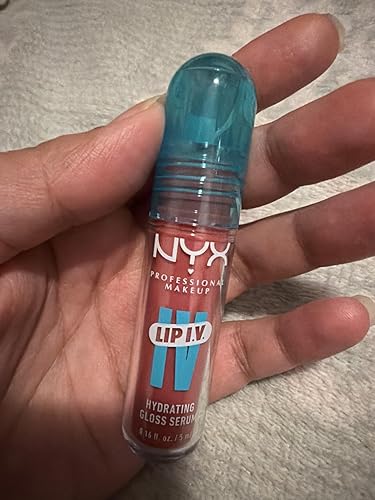 Juicy gloss + long-lasting stain in one 💗