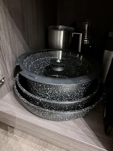 Elegant, space-saving and very practical for everyday use