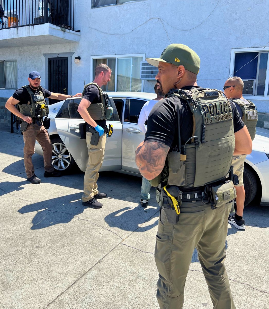 US Marshals Los Angeles Conduct Arrest on wanted fugitive.