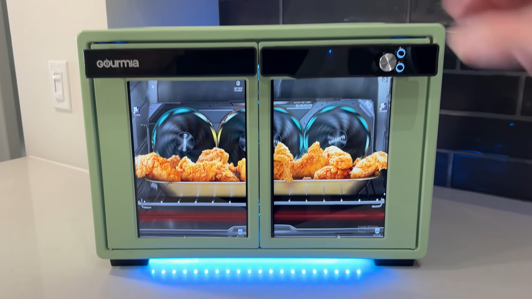 A SignalRGB air fryer do-gaming PC.