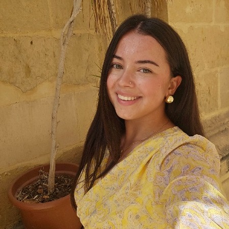 libraryoflara's avatar