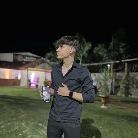Alexandremi's avatar