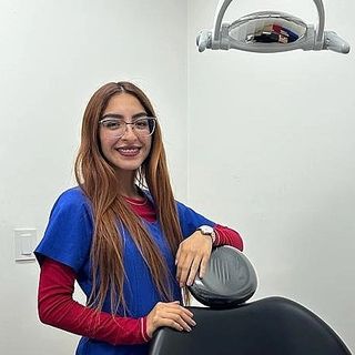 dra.yumi's avatar