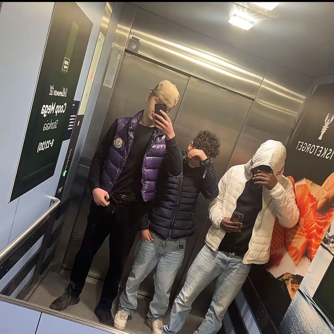 Issy7's avatar