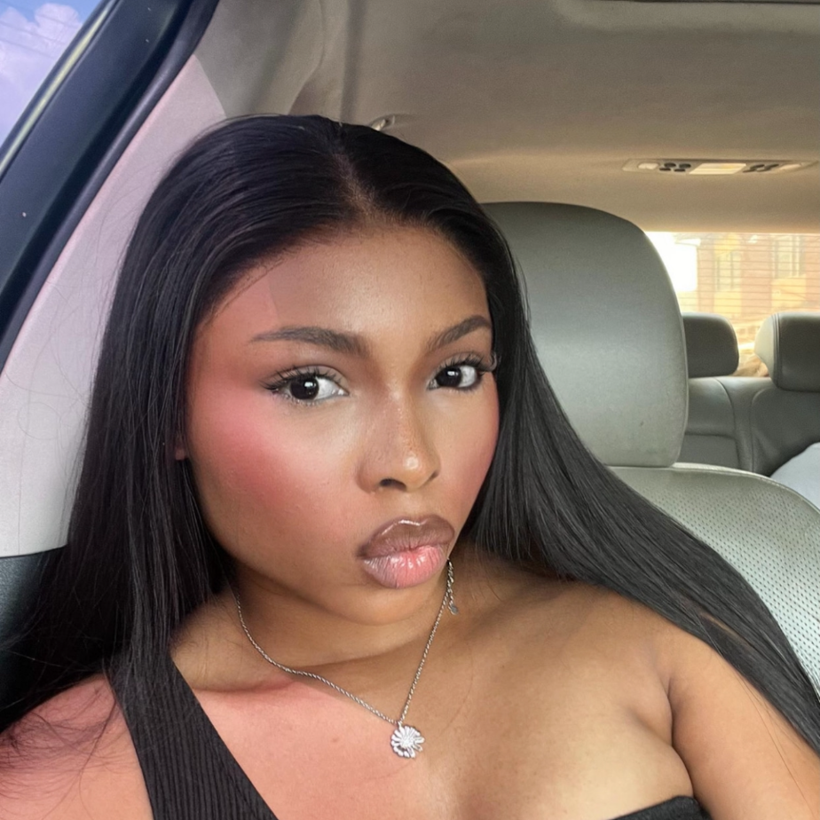 E_vogue's avatar