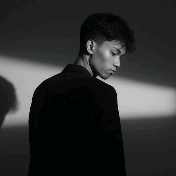 ve_nn_ev73's avatar