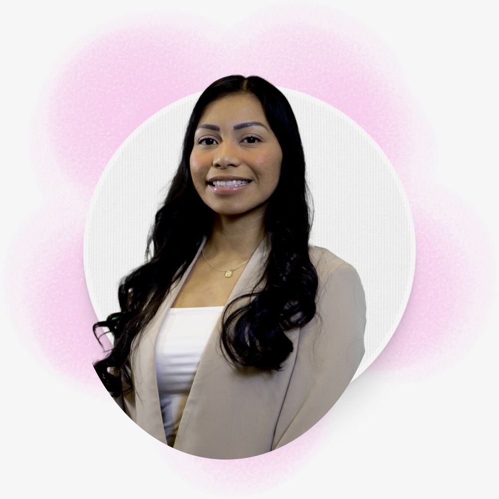 closingswithclaudia's avatar