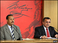 El ministro de Industrias B�sicas y Miner�as, Rodolfo Sanz (izquierda), y el vicepresidente Ram�n Carrizalez.