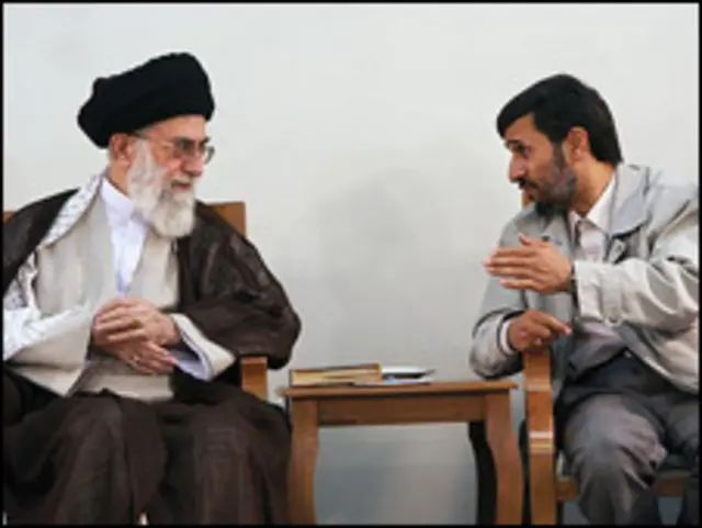 احمدی نژاد و آیت الله خامنه ای