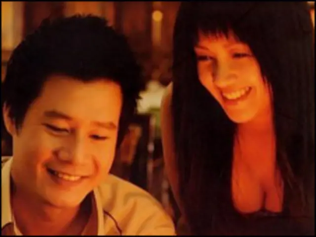 Album là sự hợp tác của hai ca sĩ hàng đầu Việt Nam