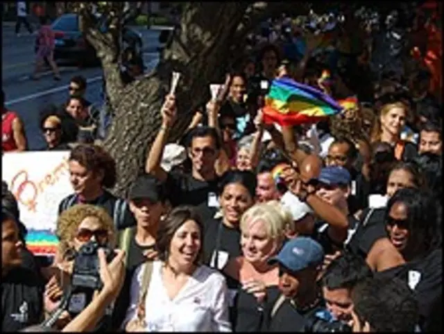 Marcha gay en La Habana.