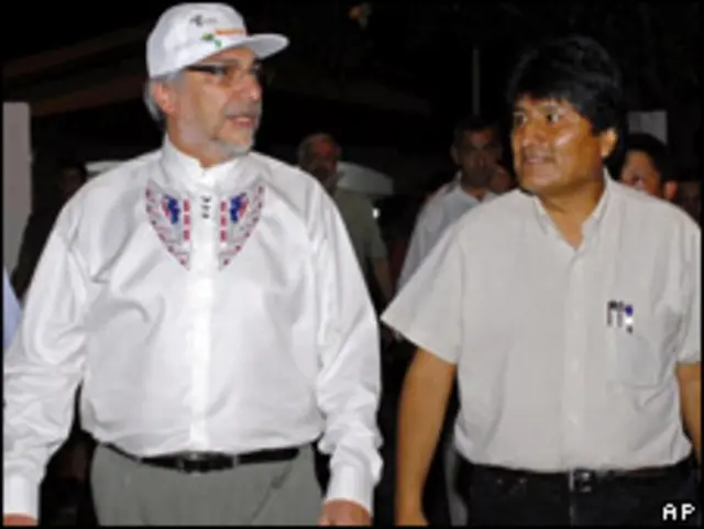 Fernando Lugo (izq.) y Evo Morales 