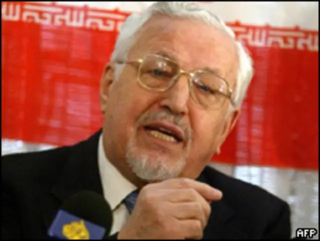 Ebrahim Yazdi, ex ministro de Relaciones Exteriores