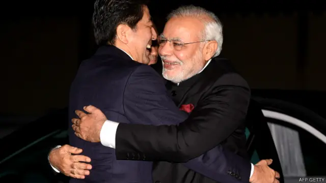 नरेंद्र मोदी और शिंज़ो आबे